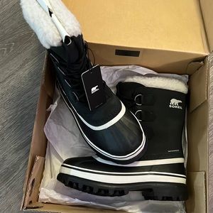 Women Sorel Caribou snow boot